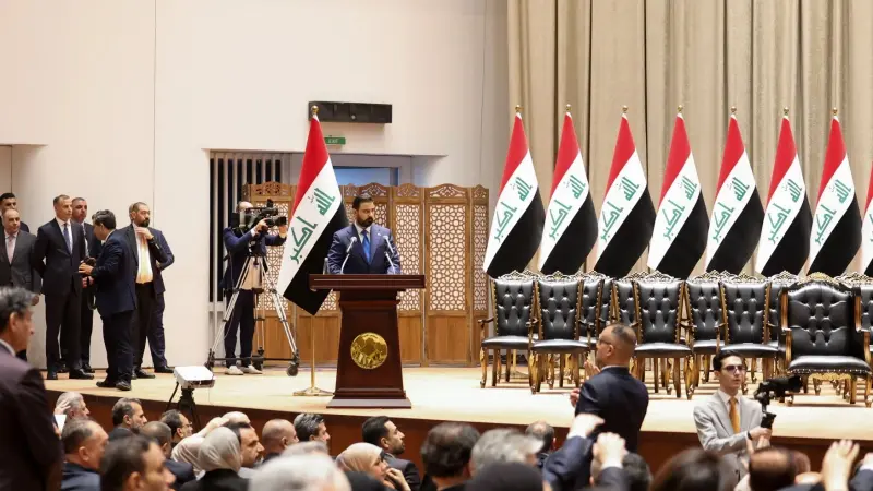 رئيس وزراء العراق: مكافحة الفساد أصبحت مطلبا شعبيا