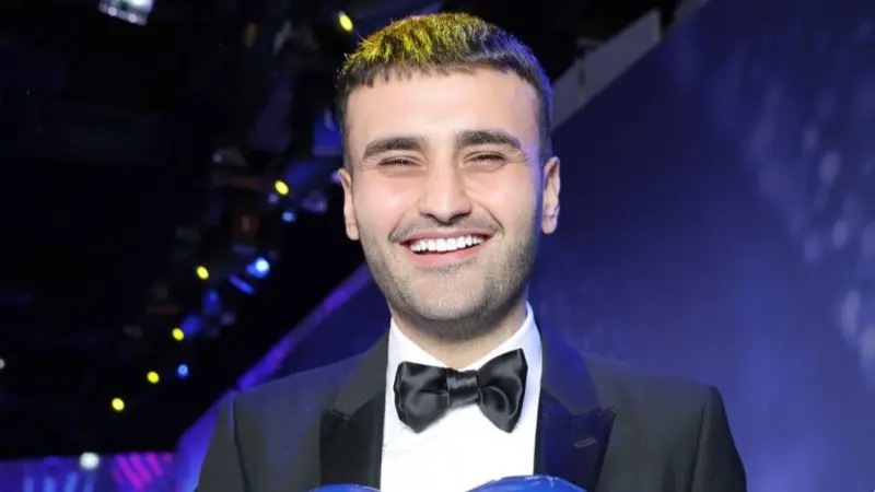 فيديو - الشيف بوراك يثير الجدل في مهرجان كان