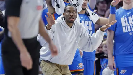 related_news_inside_blogsصراع الصدارة يشتعل في الغربية مع عودة شاي غلجيوس ألكسندر لصفوف ثاندر