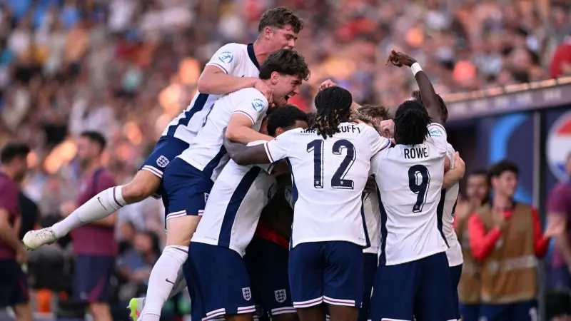 القنوات الناقلة لمباراة إنجلترا اليوم ضد ألمانيا في نهائي أمم أوروبا للشباب تحت 21 سنة مع الموعد