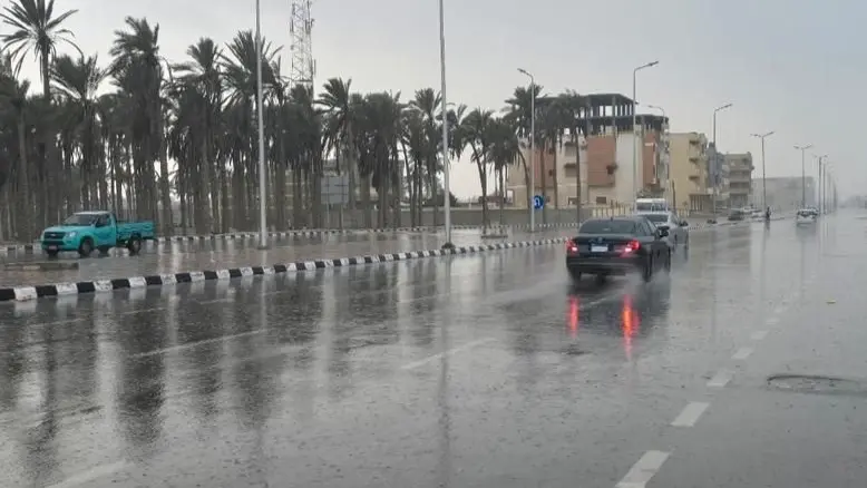 فيديو - أمطار غزيرة تضرب عدة محافظات في مصر وتحذيرات من الطقس السيئ