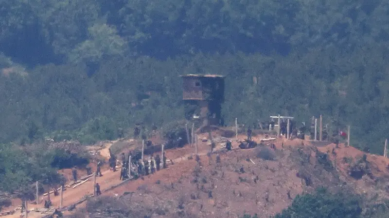 إصابات بين جنود كوريين شماليين سقطوا في منطقة ألغام على الحدود