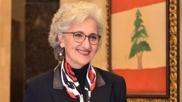 قرار مفاجئ لوزيرة التربية اللبنانية.. ما هو؟