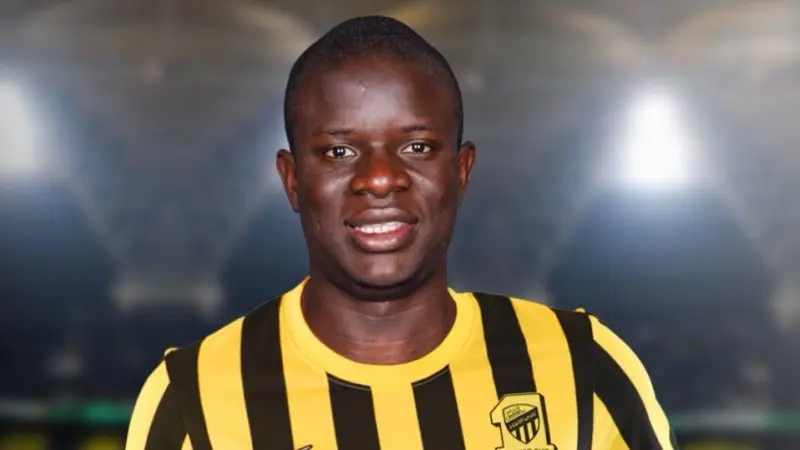 بنزيما ونغولو وغوندوغان في القائمة.. الاتحاد يدجّج ترسانته بنجوم عالميين