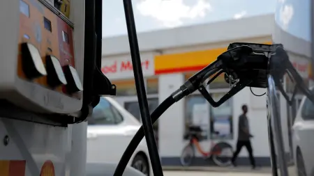 related_news_inside_blogsاستطلاع: الأميركيون يتوقعون استمرار ارتفاع أسعار البنزين
