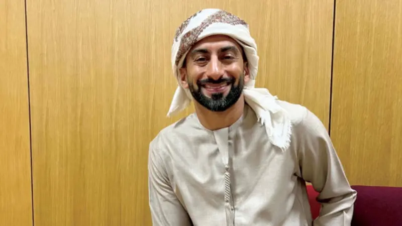 من هو أنس بوخش؟ معلومات قد تعرفها للمرة الأولى عن مقدّم برنامج ABtalks