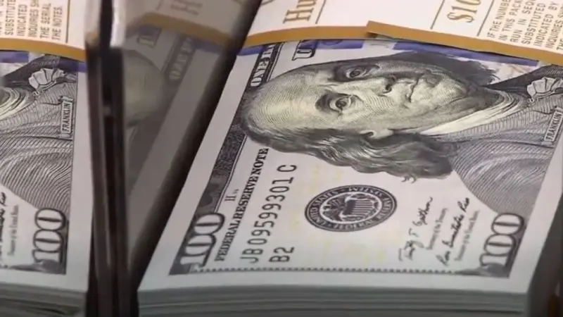 5 أغنياء يمكنهم إنفاق مليون دولار يوميا.. أوكسفام تنشر التفاصيل