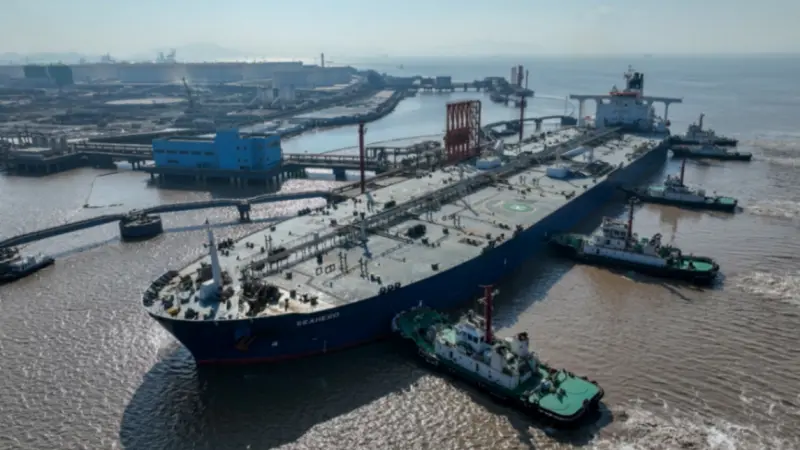 تحركات النفط اليوم.. لماذا بقيت المكاسب ضمن نطاقات ضيقة؟