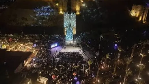 فيديو - بعد 14 عامًا من الظلام.. قلعة حلب التاريخية تعود للحياة