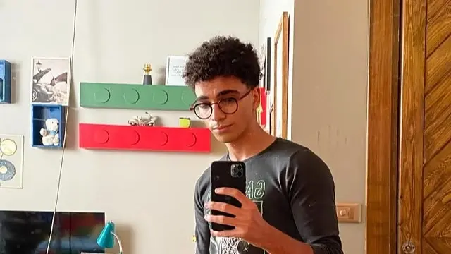 كريم العاق.. طفل "اللعبة" يكرر تفوقه في الواقع بعد إعلان نتيجة الثانوية العامة