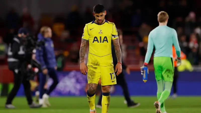 قائد توتنهام يكشف عن "لحظة كارثية" في النادي الإنجليزي