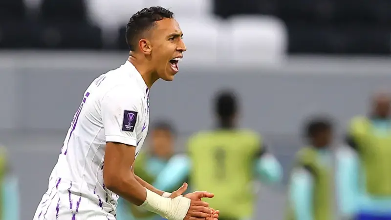 سفيان رحيمي وسالم الدوسري يحطمان رقمًا استثنائيًا خلال مواجهة العين والهلال