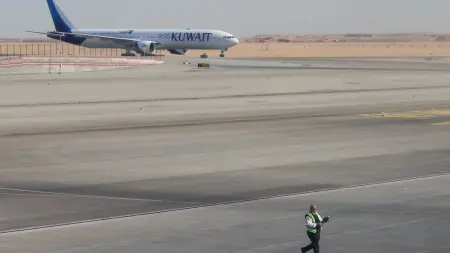 لأول مرة منذ حرب إيران.. إعادة فتح مطار الكويت الدولي