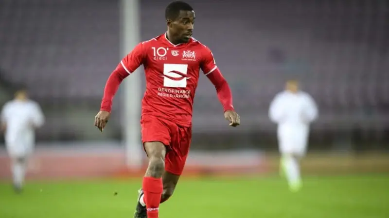 كم حصد الزمالك لإنهاء التعاقد مع تيدي أوكو؟