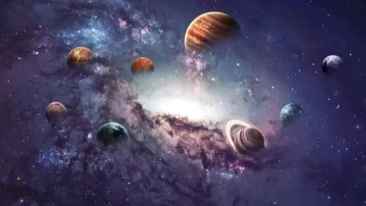 الكون يواصل توسّعه بوتيرة أبطأ قليلاً من السابق