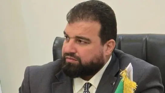 جماعة مسلحة تحتجز محافظ السويداء كرهينة.. ما القصة؟