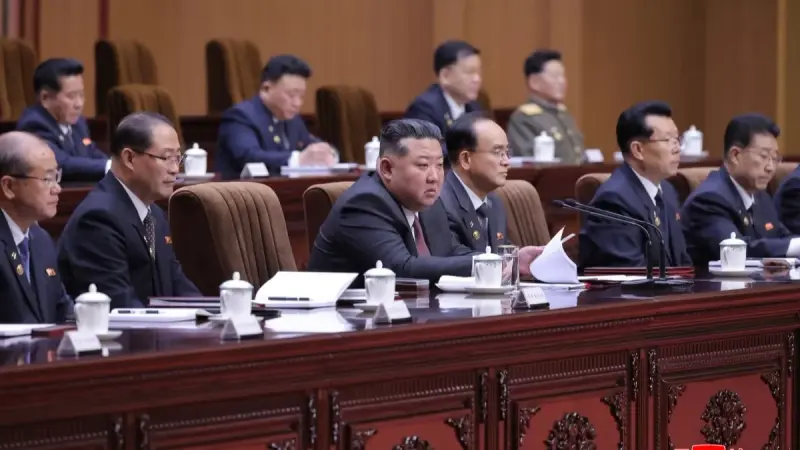 كيم: وضع كوريا الشمالية كدولة نووية "لا رجعة عنه"