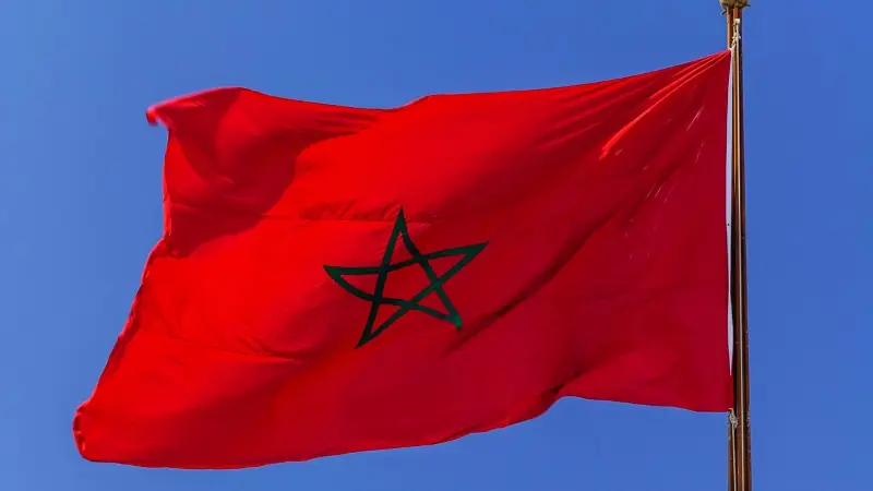 بعد تطبيقها رسميا.. الجدل يتواصل حول الساعة الإضافية في المغرب