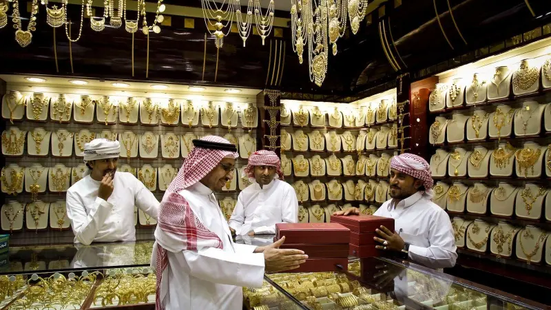 سعر الذهب في السعودية اليوم الخميس 6/8/2026.. عيار 22 يرتفع الآن