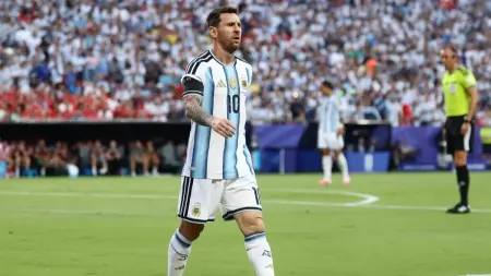 related_news_inside_blogsبعد الفوز على سويسرا.. ميسي يكسر رقما قياسيا جديدا في كأس العالم