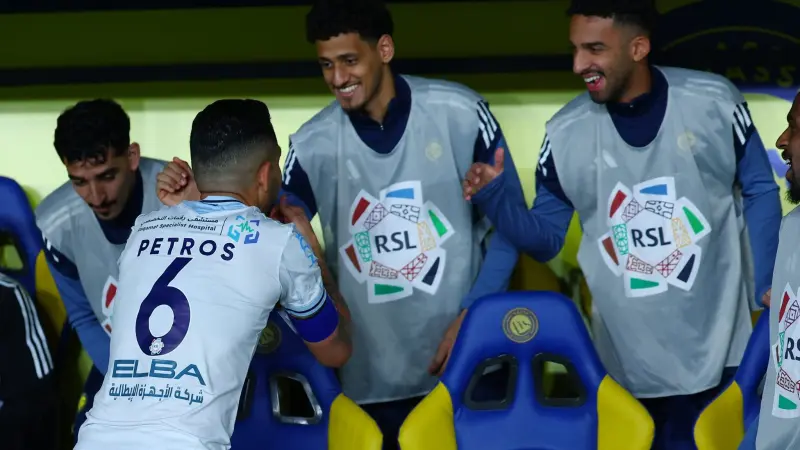 بيتروس يتفاعل بطريقة مثيرة مع جماهير النصر.. ما القصة؟