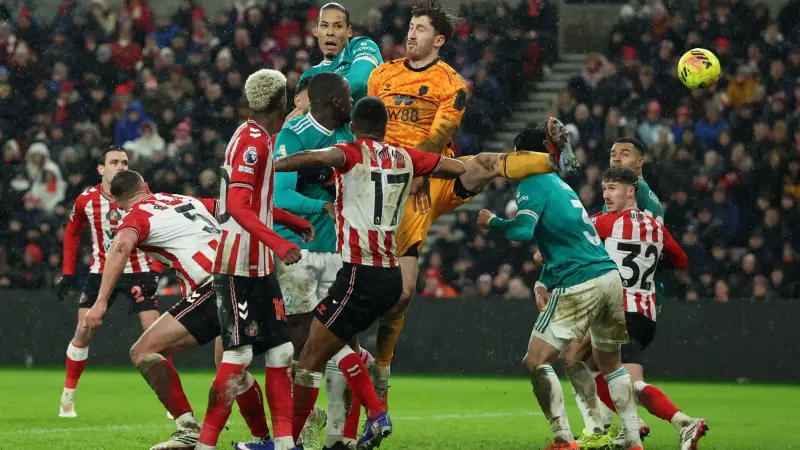 ترتيب الدوري الإنجليزي بعد فوز ليفربول على سندرلاند وتفوق السيتي على فولهام