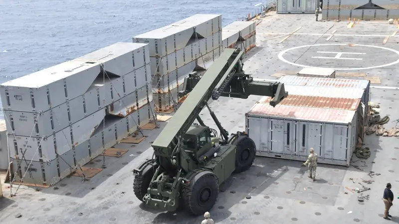 واشنطن تغير مكان تجميع رصيف غزة العائم بسبب سوء الأحوال الجوية