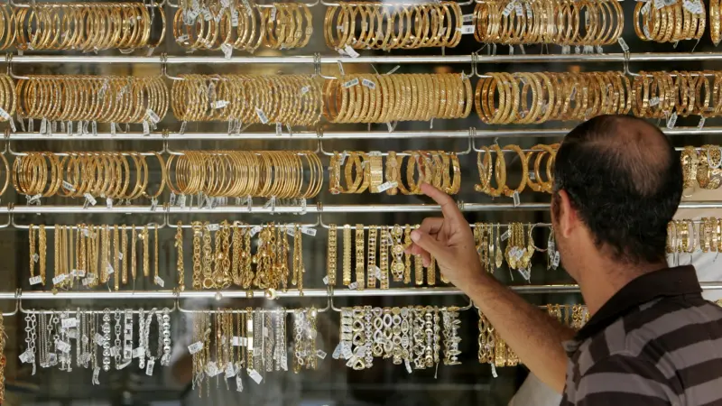 توقعات أسعار الذهب الأيام القادمة بعد هبوط عنيف وكسر مستوى 5000