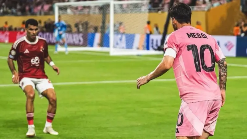 سبب تبديل زيزو وإصابة عاشور يُربكان حسابات الأهلي في مونديال الأندية