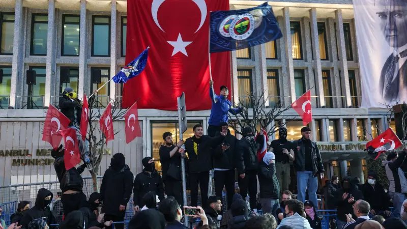 بعد اعتقال أوغلو.. مجلس بلدية إسطنبول ينتخب رئيسا مؤقتا