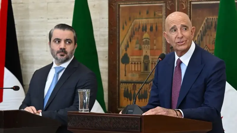 "ذات داوفع سامة".. برّاك يحذر من انتشار العصابات المسلحة في السويداء