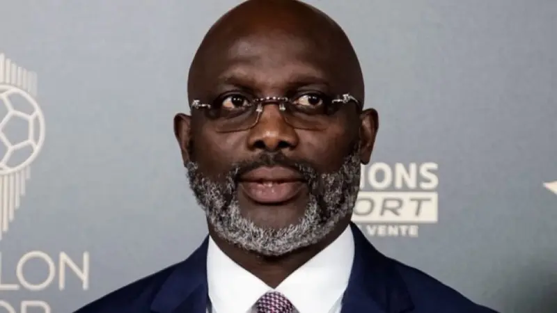 الليبيري جورج ويا ينتقد "كاف": قرار سحب اللقب مهزلة