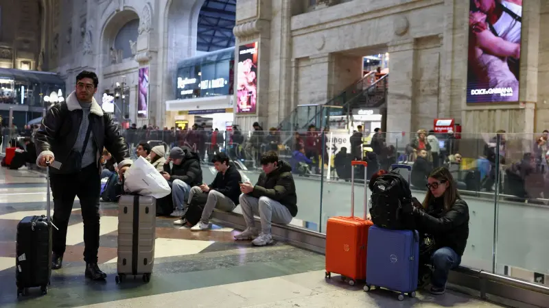 بفضل المهاجرين.. عدد سكان إيطاليا يتوقف عن التراجع