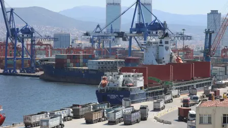 related_news_inside_blogs"موانئ أبوظبي": اتفاقية تمويل لمحطة سفاجا بـ115 مليون دولار