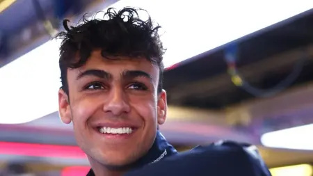 related_news_inside_blogsمن هو أرفيد ليندبلاد الذي وصل إلى "فورمولا 1" في 4 سنوات فقط؟