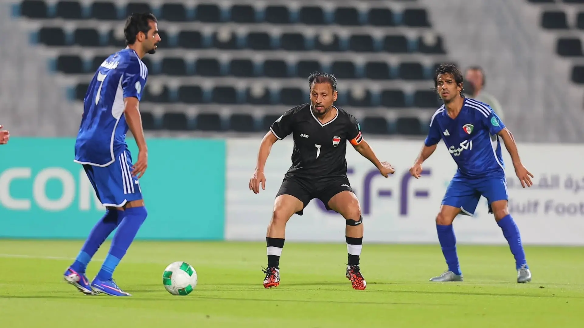 مباراة العراق والكويت اليوم في كأس الخليج لقدامى اللاعبين (فيسبوك) مباراة العراق والكويت اليوم في كأس الخليج لقدامى اللاعبين (فيسبوك)