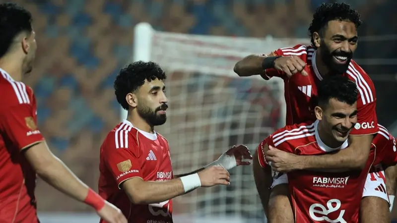نتيجة وملخص أهداف مباراة الأهلي وإنبي اليوم في الدوري المصري.. ثلاثية الشحات وزيزو وبن شرقي