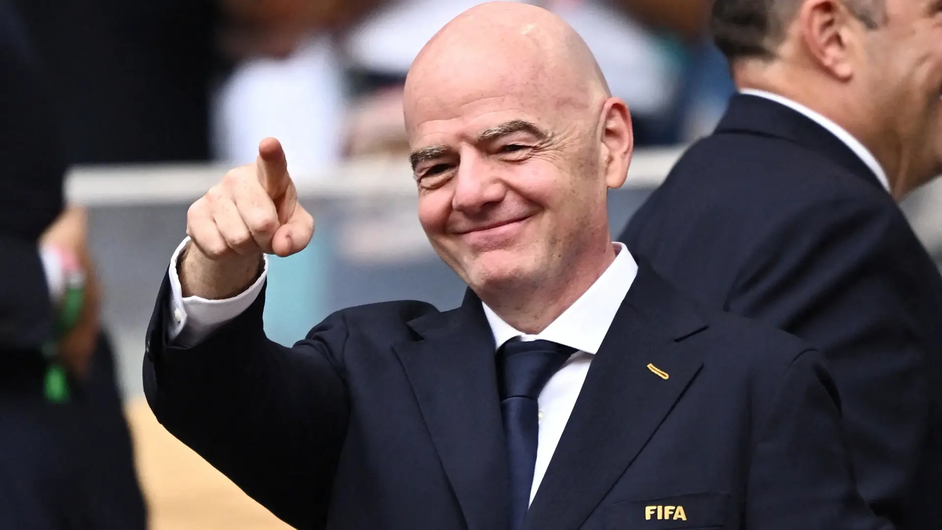 الاتحاد السعودي يدعم جياني إنفانتينو ويسعى لخلف التوافق بينه وبين الاتحاد الآسيوي (رويترز) الاتحاد السعودي يدعم جياني إنفانتينو ويسعى لخلف التوافق بينه وبين الاتحاد الآسيوي (رويترز)