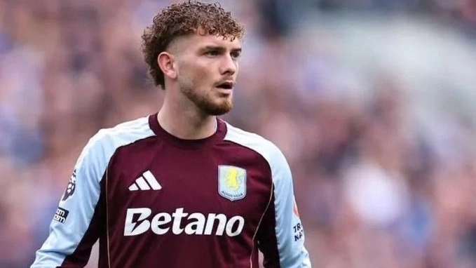 إيمري يكشف أسباب رفض أستون فيلا التعاقد مع لاعب ليفربول 