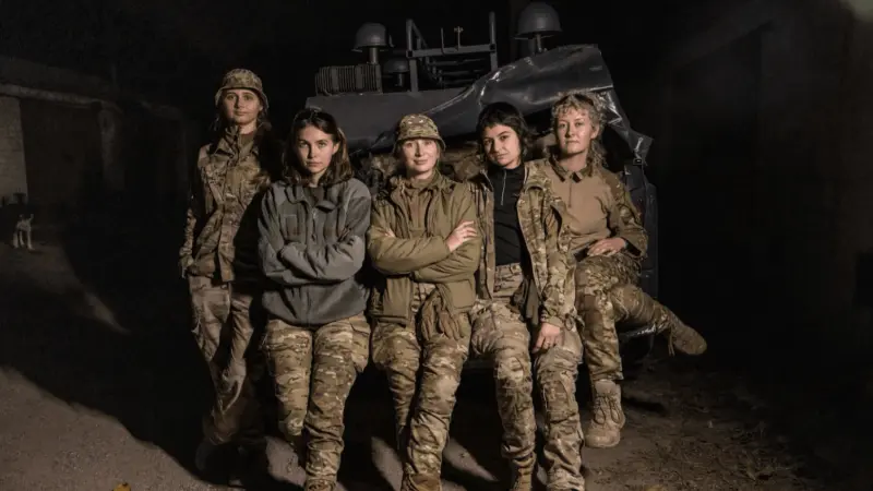 70 ألف امرأة في الجيش الأوكراني.. واقع جديد بعد الهجوم الروسي