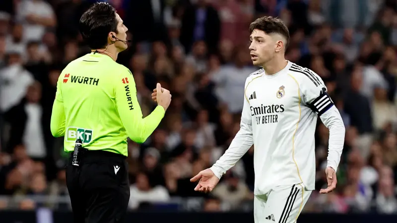 الكشف عن عقوبة طرد فالفيردي أمام أتلتيكو مدريد.. كم مباراة سيغيبها عن ريال مدريد؟