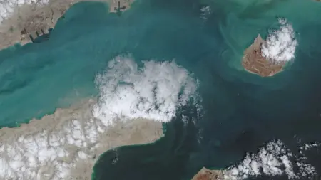 بريطانيا: مضيق هرمز لم يعد إلى وضعه الطبيعي