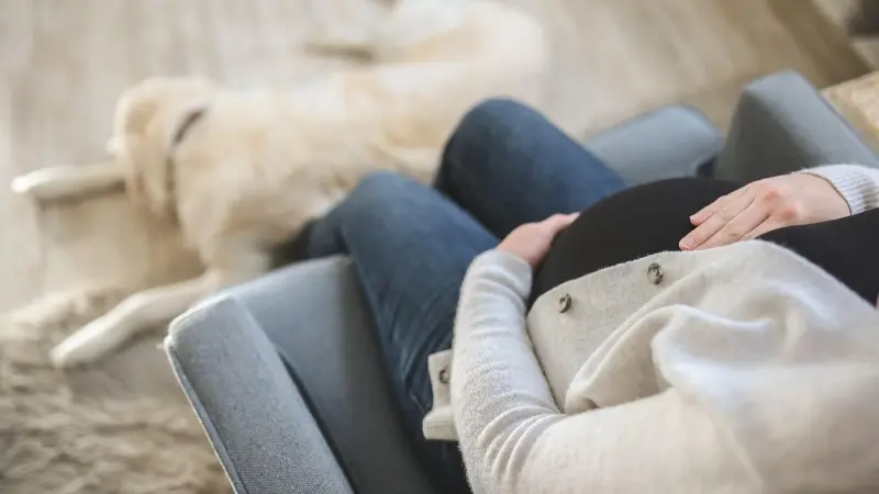 تحذير للحوامل.. مادة في مياه الشرب تهدد الأجنّة