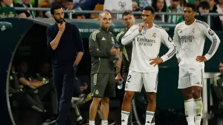 related_news_inside_blogsتوتر داخل ريال مدريد.. صدامات اللاعبين مع أربيلوا ومشاجرة تفجر الأوضاع