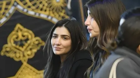 related_news_inside_blogsبلقطات رومانسية.. محمد سامي يدعم مي عمر في عزاء والدها