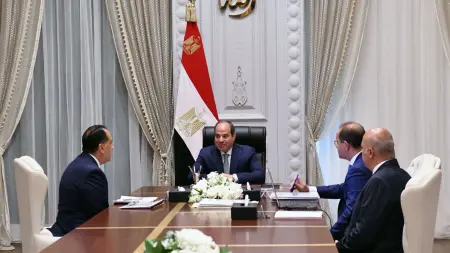 السيسي يوجه باتخاذ احتياطات مالية وسلعية بسبب التصعيد في المنطقة