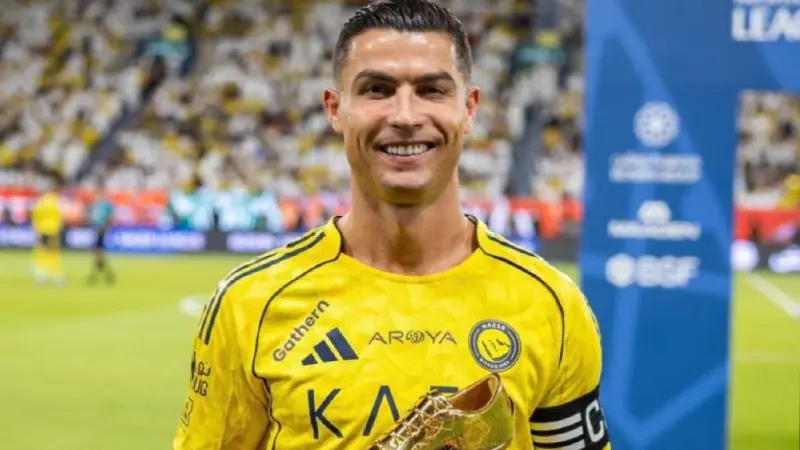 ترتيب هدافي الدوري السعودي.. رونالدو في الصدارة وكوينونيس يلاحقه