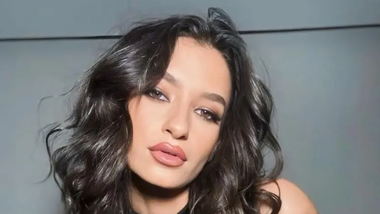 أميرة أديب تروي معاناتها مع التنمر: استبعدت بسبب أنفي