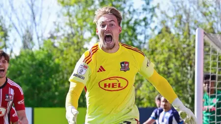 related_news_inside_blogsفيديو - حارس مرمى يسجل ليقود كارديف سيتي إلى "التشامبيونشيب"