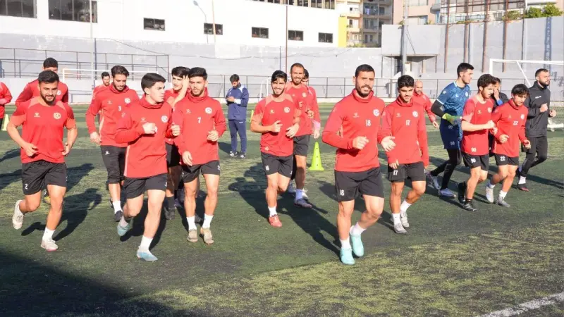 القنوات الناقلة لمباراة النجمة والعهد في الدوري اللبناني مع الموعد والتشكيلة